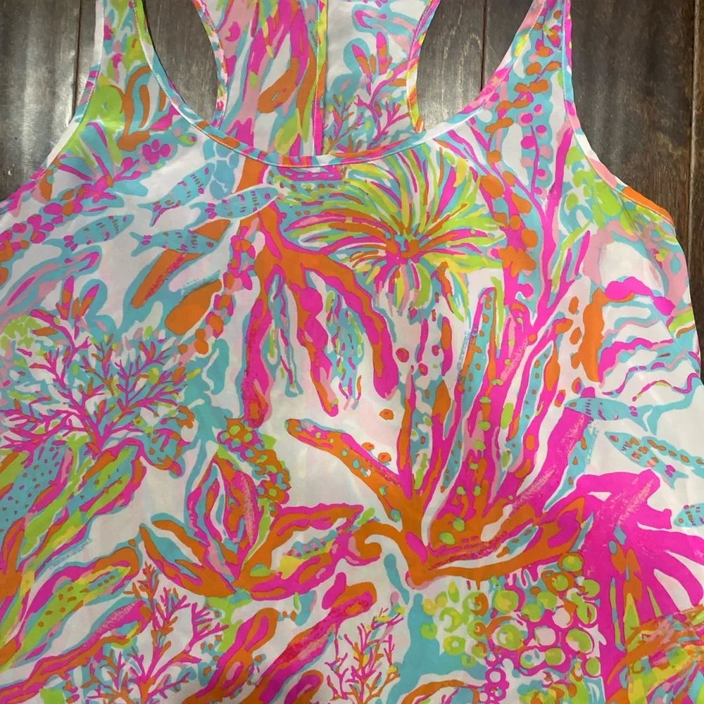 LILLY PULITZER Sarina Scuba to Cuba Floral Sleeveless Silk Tank Top Size Medium - Picture 4 of 8